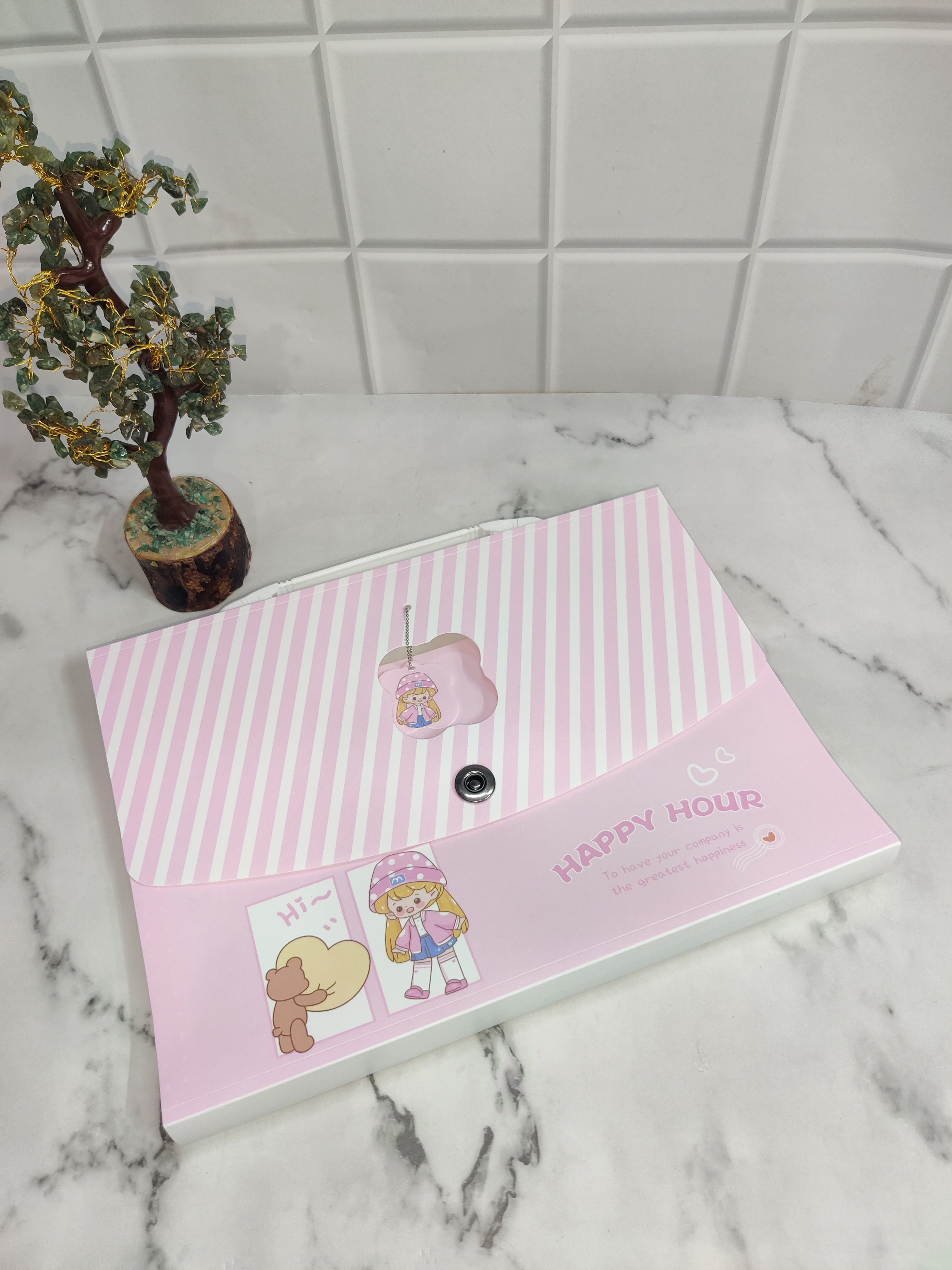 STRIPES WITH BABY DOLL PRINT FOLDER - PINK