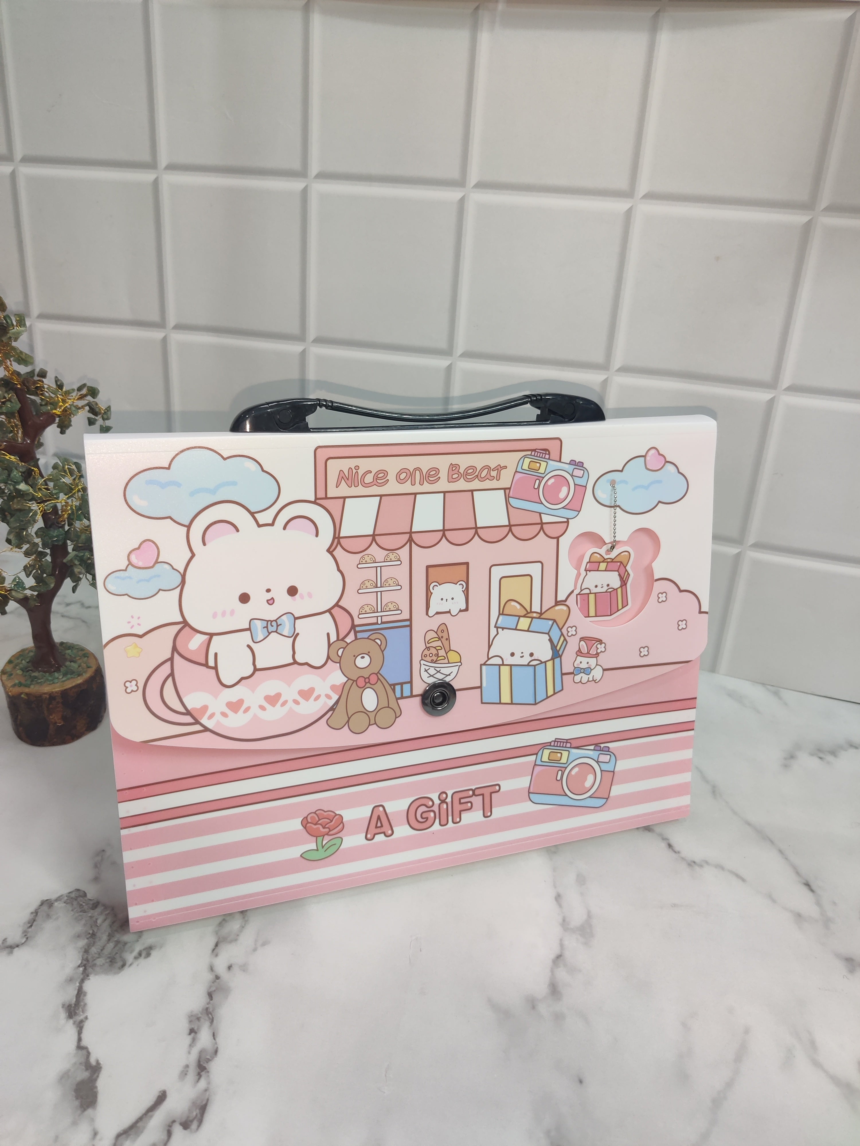 TEDDY HOUSE PRINT FOLDER - PINK