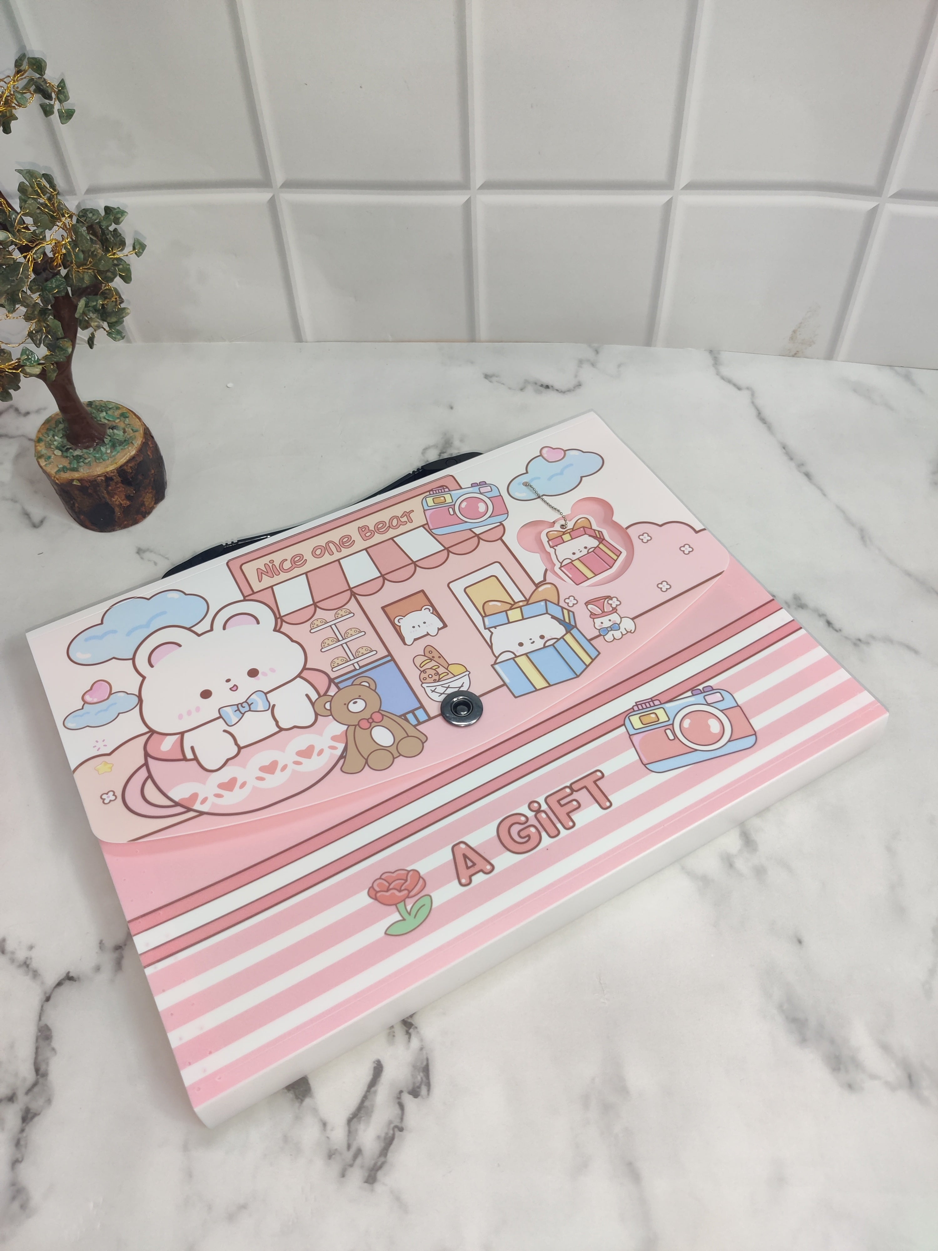 TEDDY HOUSE PRINT FOLDER - PINK