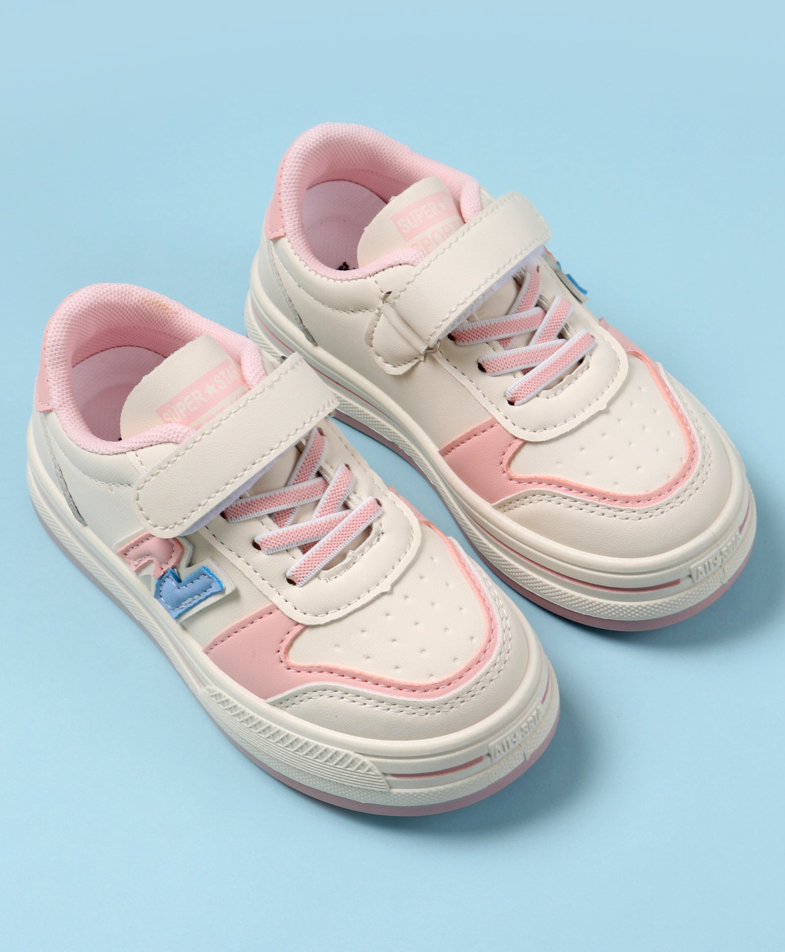 N PATCH VELCRO CLOSURE SNEAKERS - WHITE & PINK
