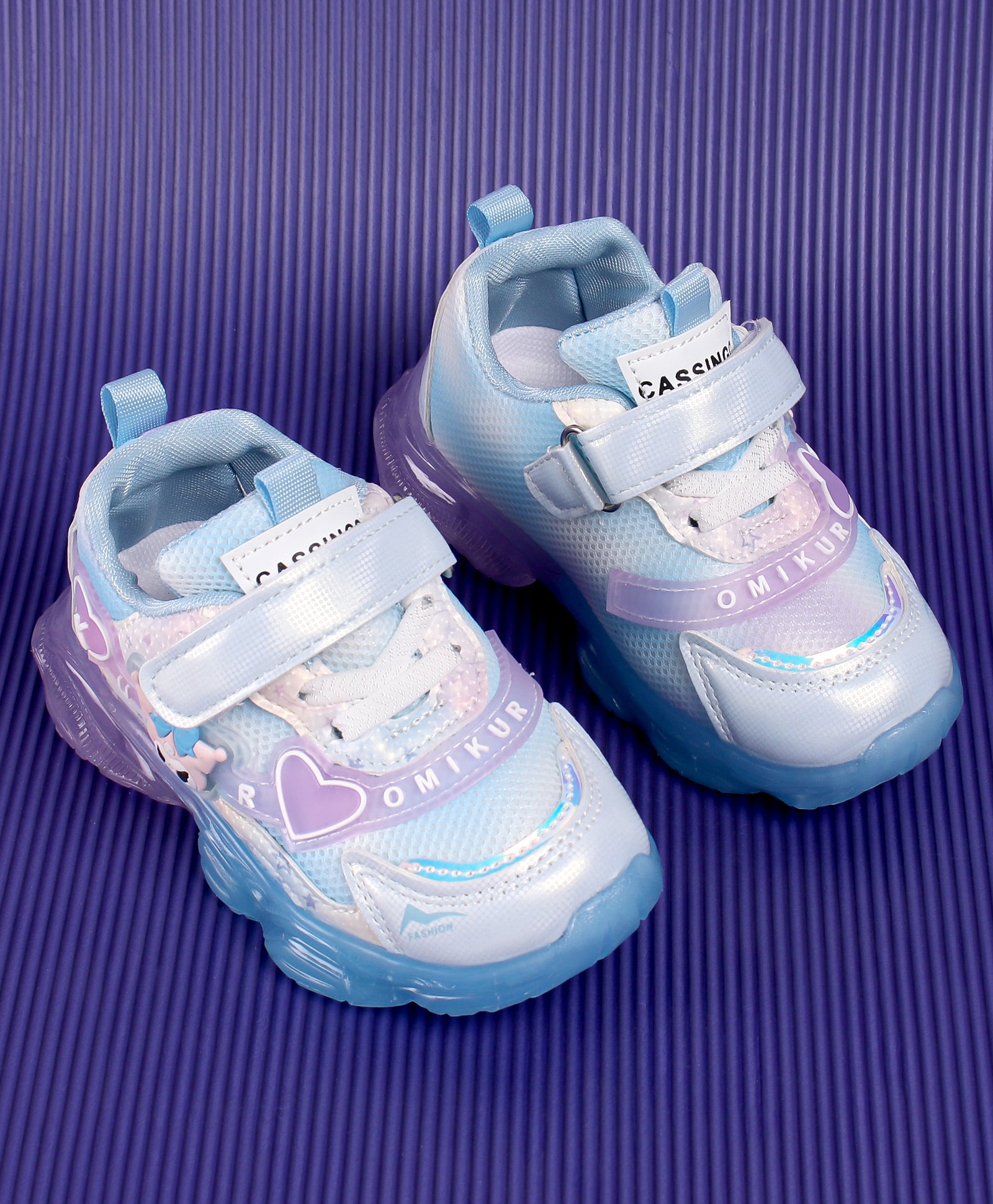 CARTOON APPLIQUE LED SHOES - BLUE