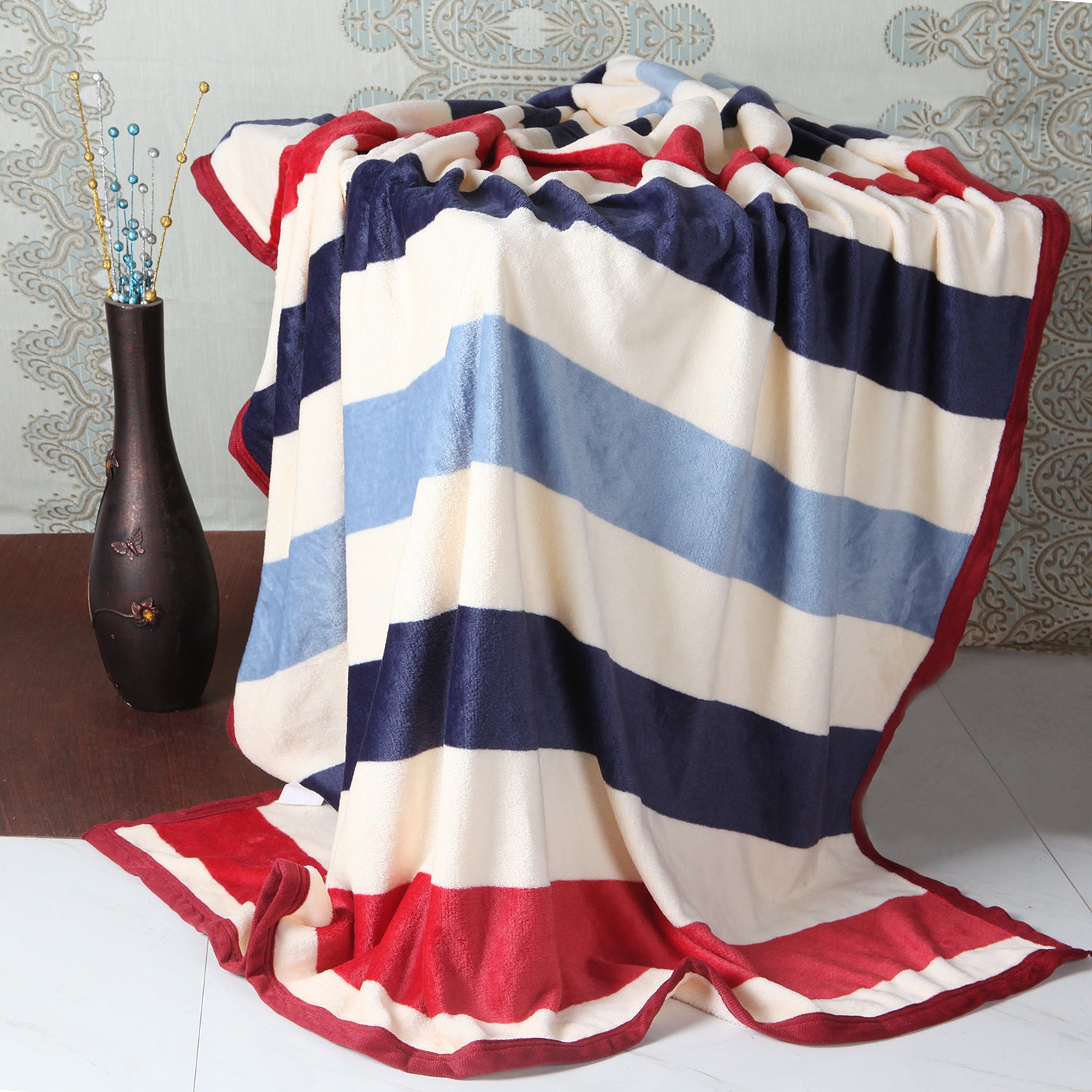 STRIPES DESIGN SINGLE BED BLANKET - RED