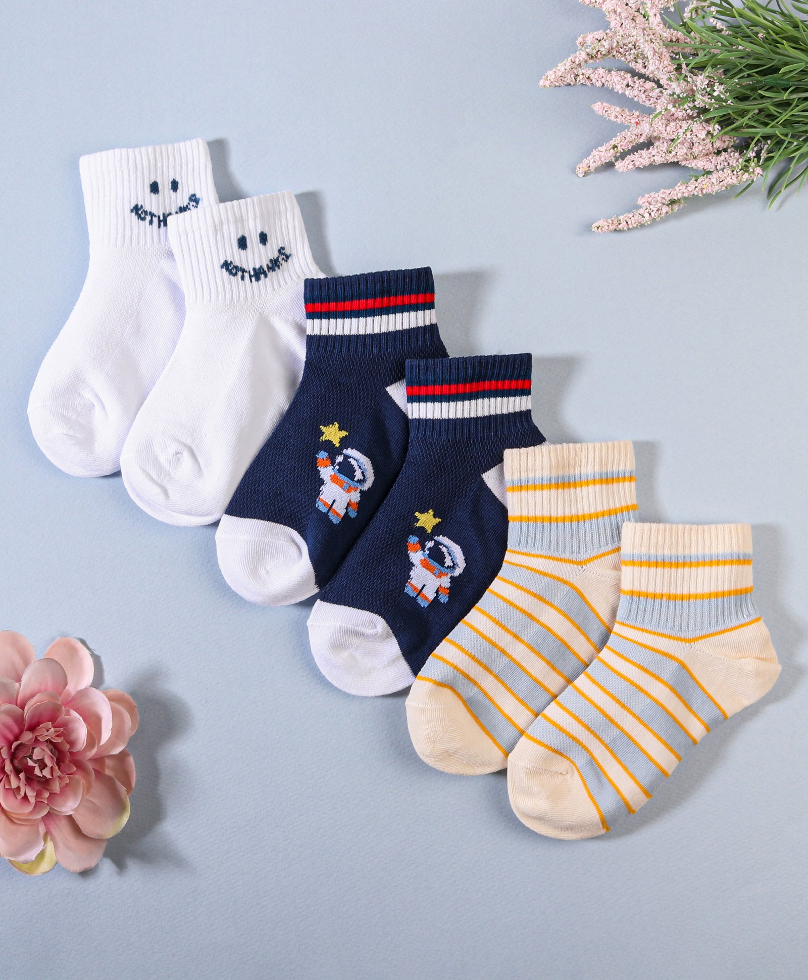 ASSORTED SOCKS PACK OF 3 - MULTI-COLOUR