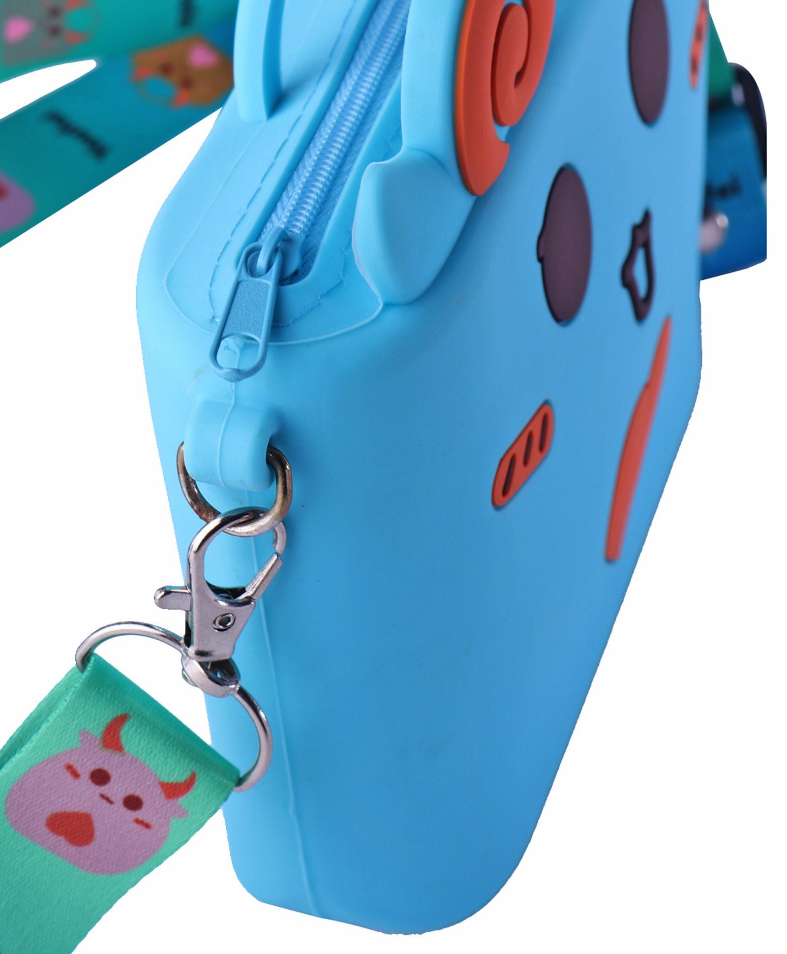 LITTLE HEART BUCKET SILICON SLING BAG - BLUE