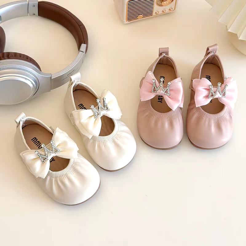 Crown Applique Bow Detailed Party Wear Mary Janes - Pink