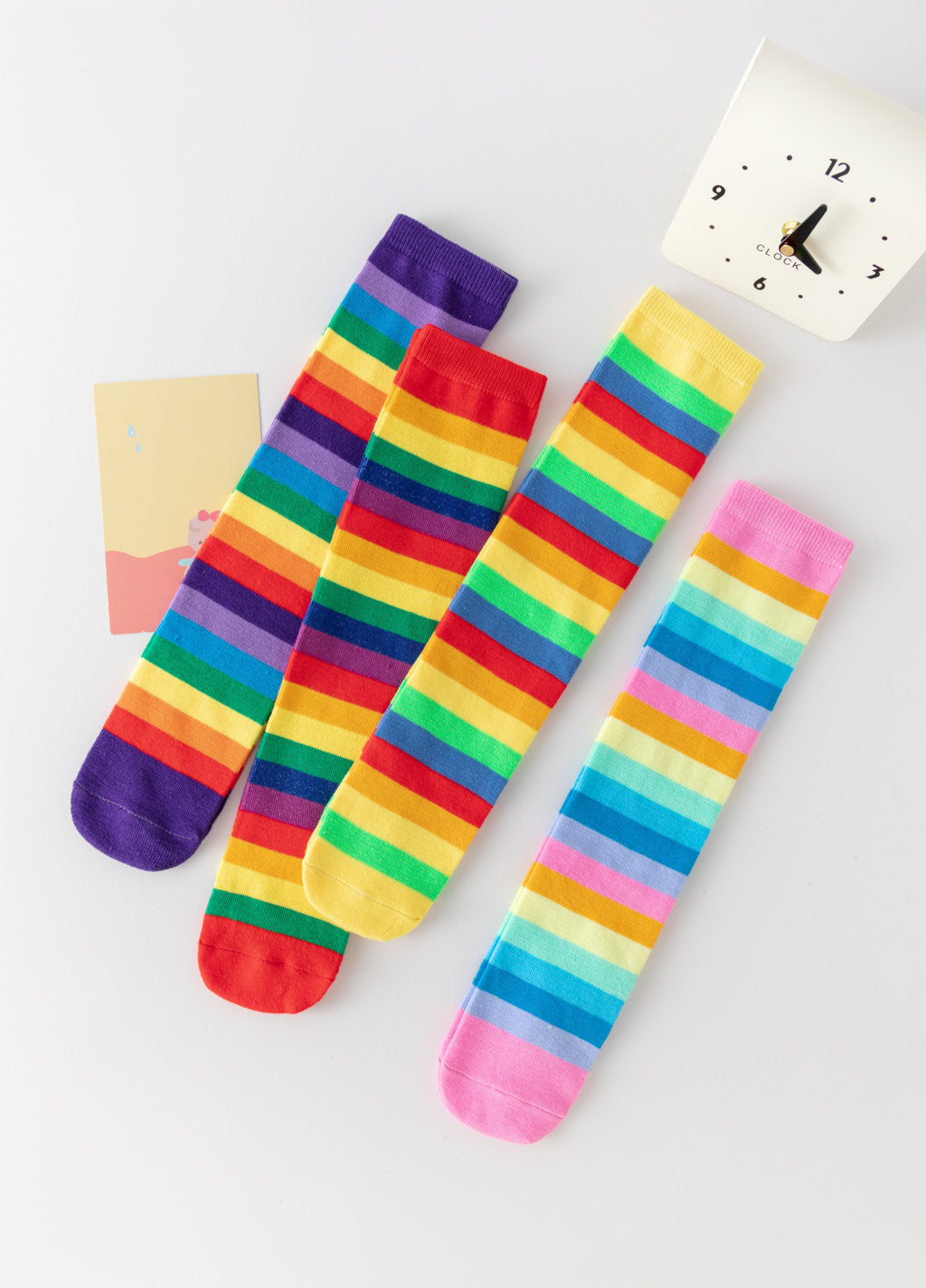 STRIPES DETAILED KNEE LENGTH SOCKS