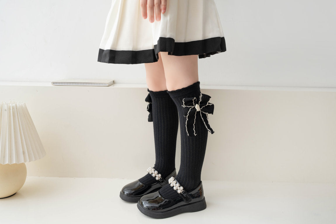 BOW APPLIQUE KNEE LENGTH SOCKS