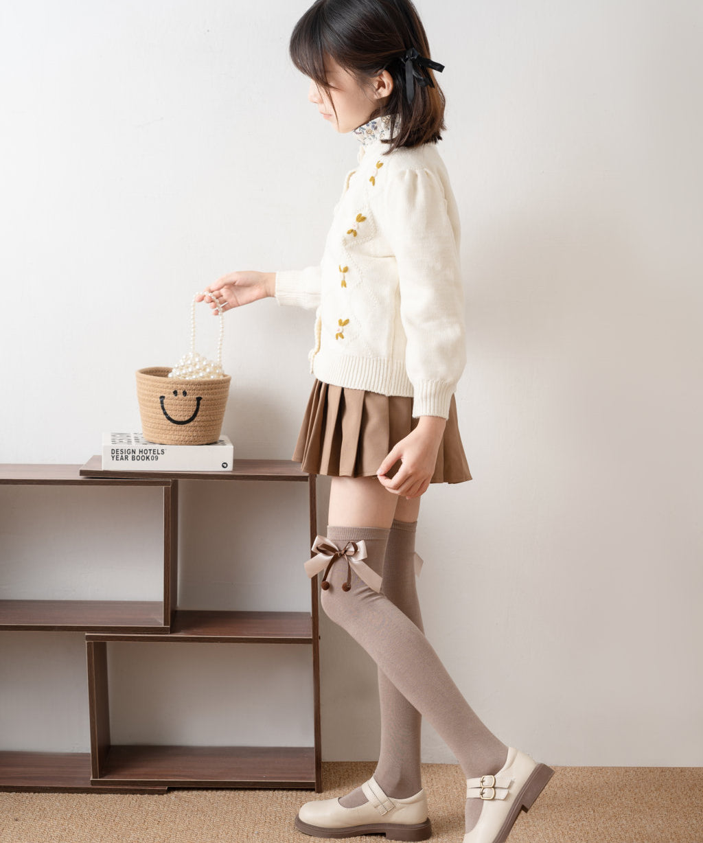 BOW & POM POM APPLIQUE KNEE LENGTH SOCKS