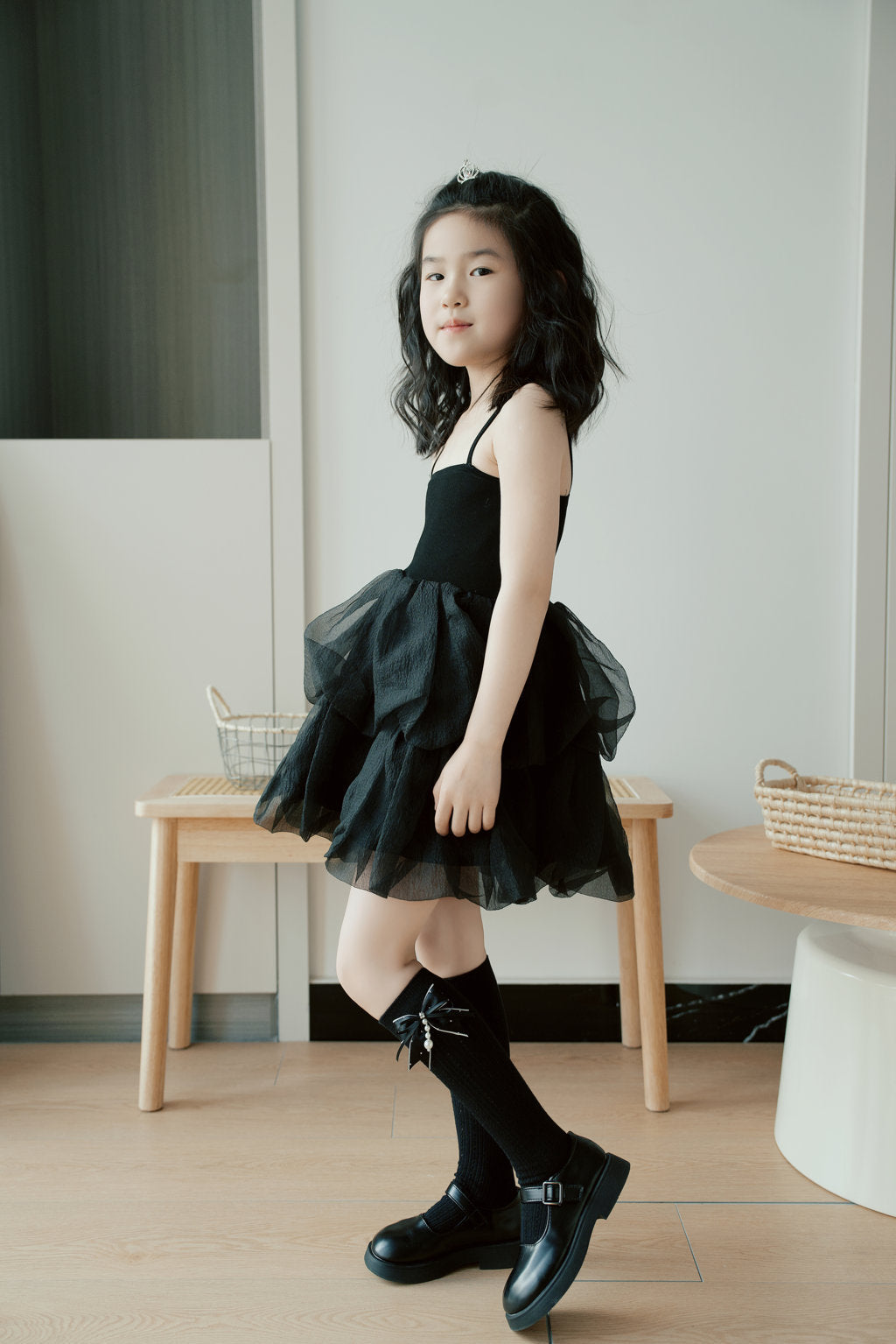 SATIN BOW WITH PEARL APPLIQUE KNEE LENGTH SOCKS
