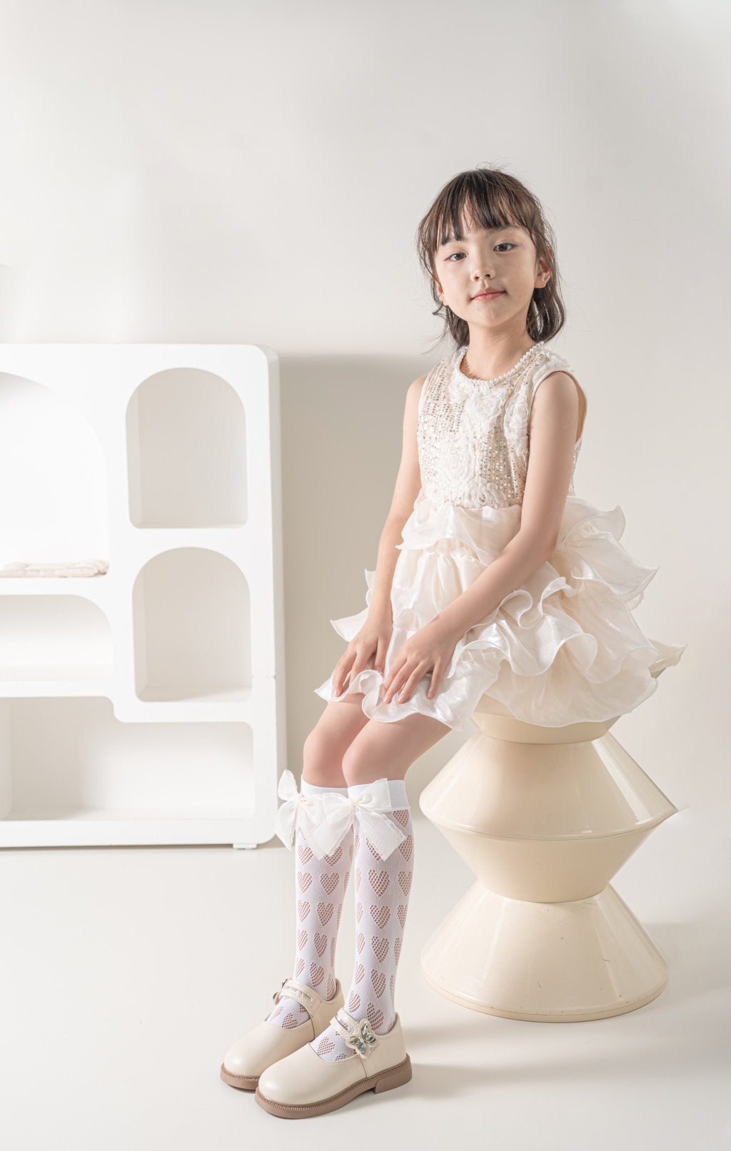 HEART TEXTURED BOW APPLIQUE KNEE LENGTH SOCKS