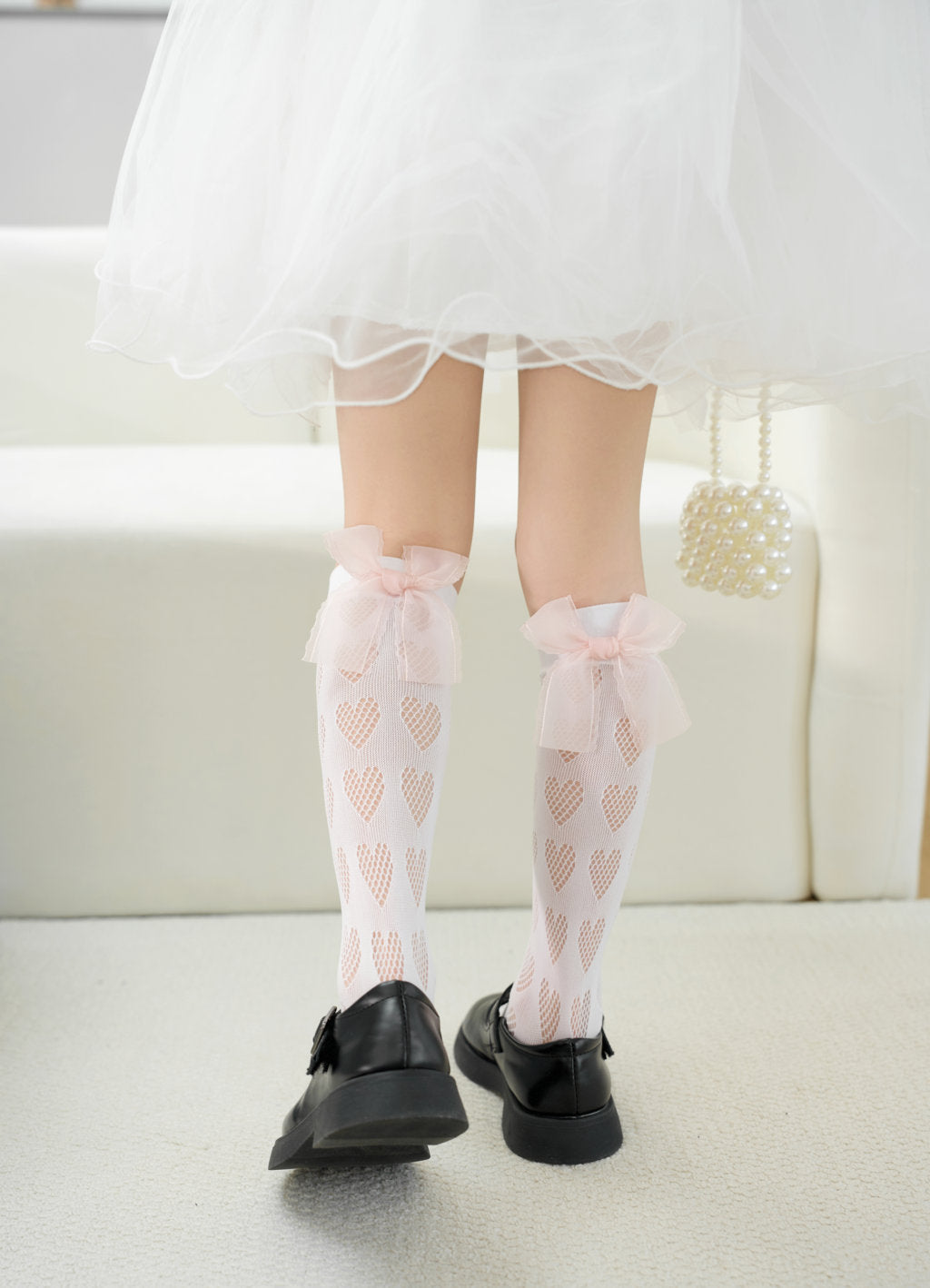 HEART TEXTURED BOW APPLIQUE KNEE LENGTH SOCKS