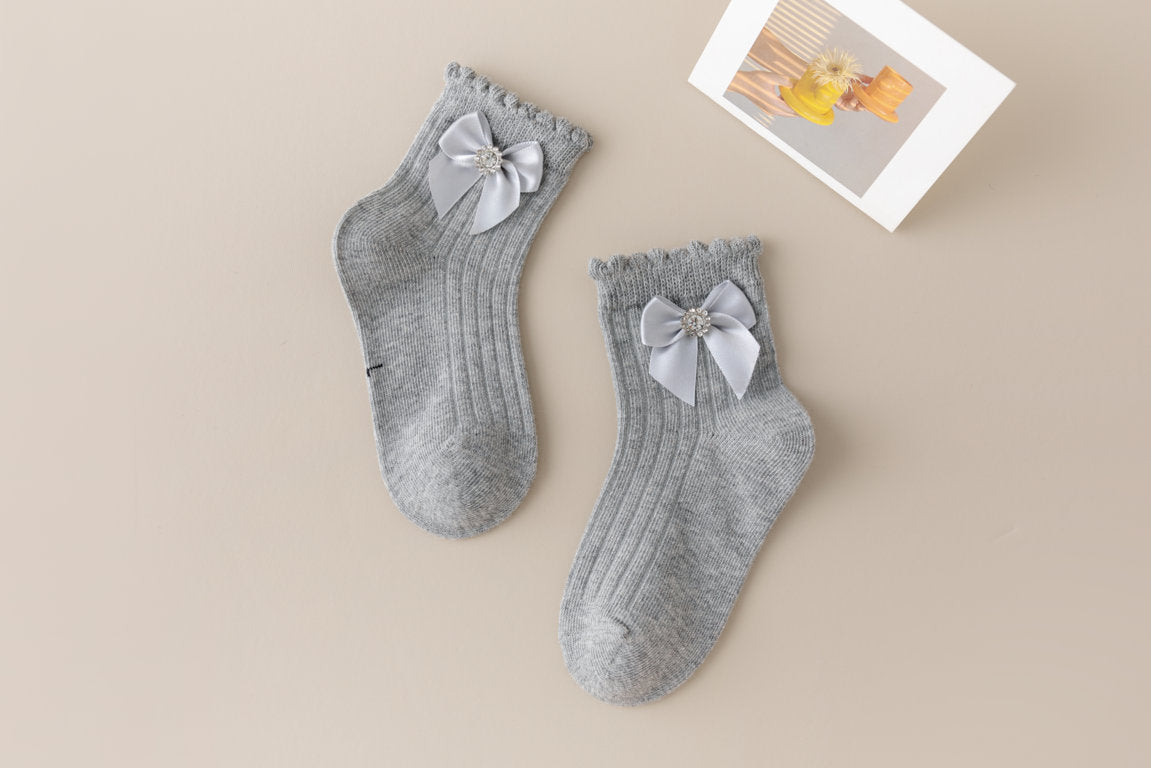 BEADED STONE WITH BOW APPLIQUE ANKLE LENGTH SOCKS