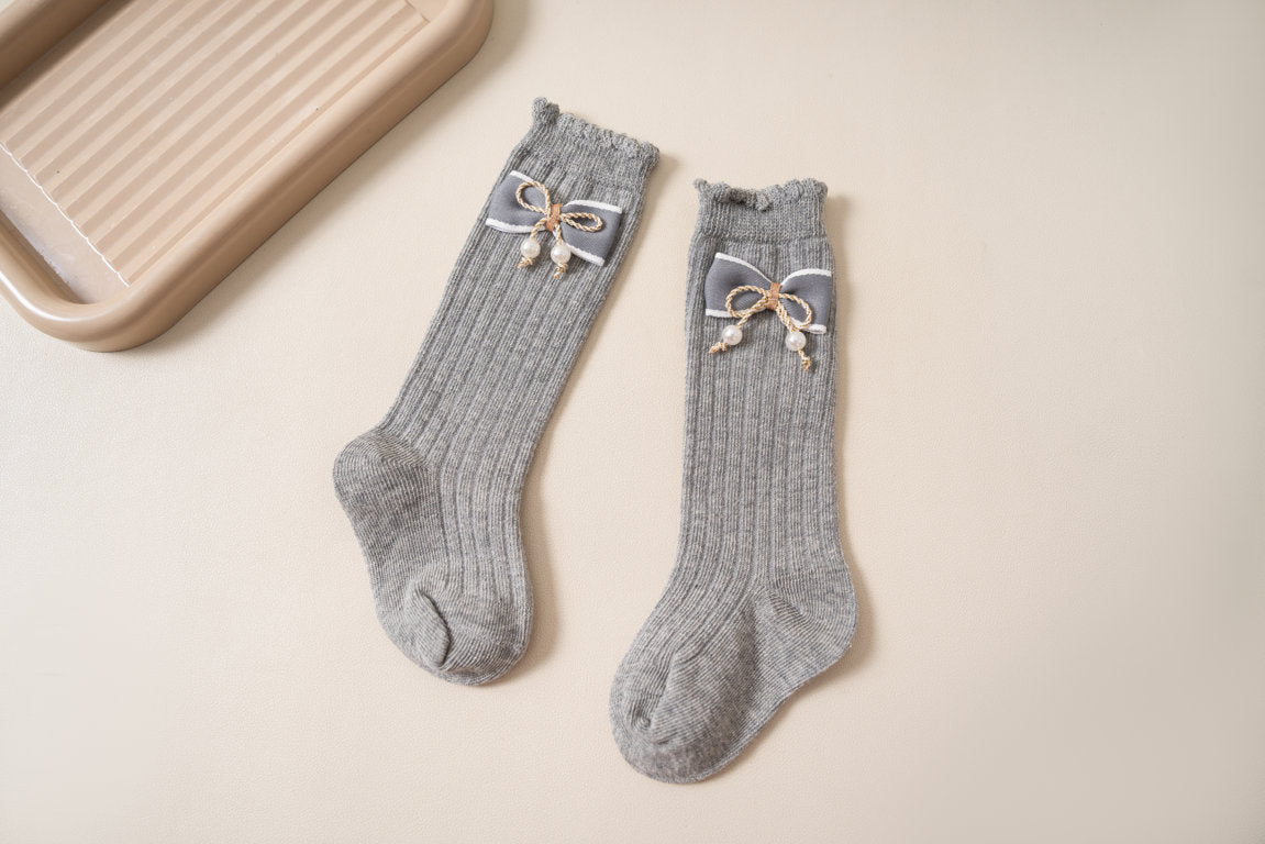 BOW & KNOT APPLIQUE KNEE LENGTH SOCKS