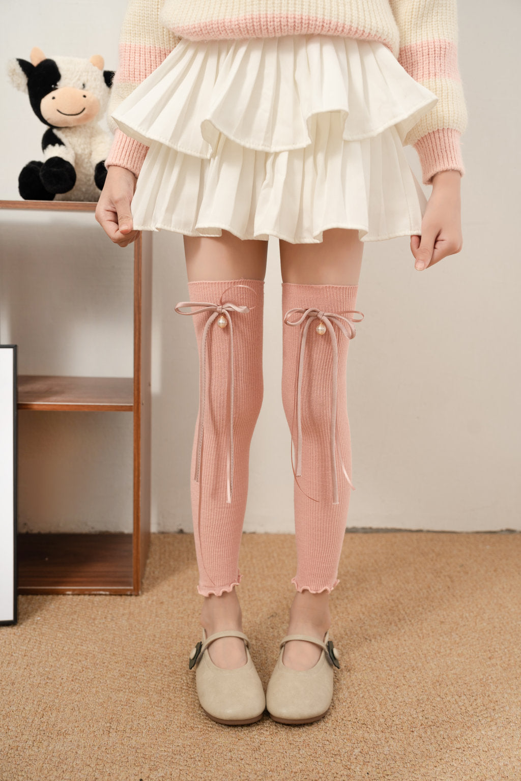 KNOT & PEARL APPLIQUE  KNEE LENGTH OPEN TOE SOCKS