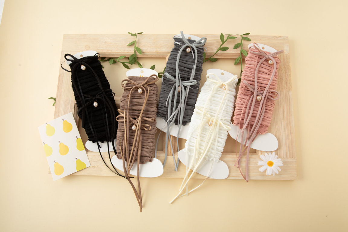 KNOT & PEARL APPLIQUE  KNEE LENGTH OPEN TOE SOCKS