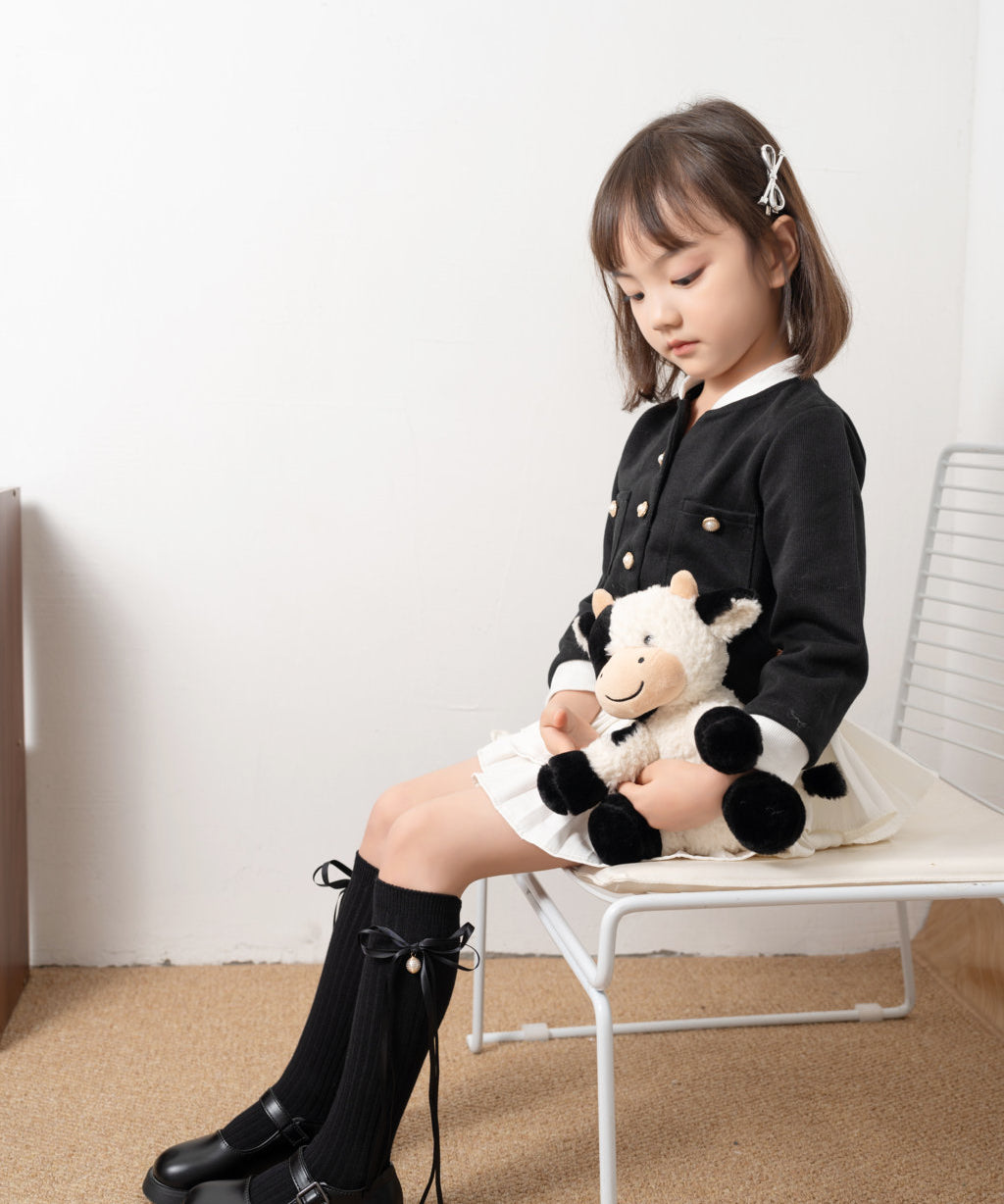 RIBBONED KNOT DETAILED PEARL APPLIQUE KNEE LENGTH SOCKS