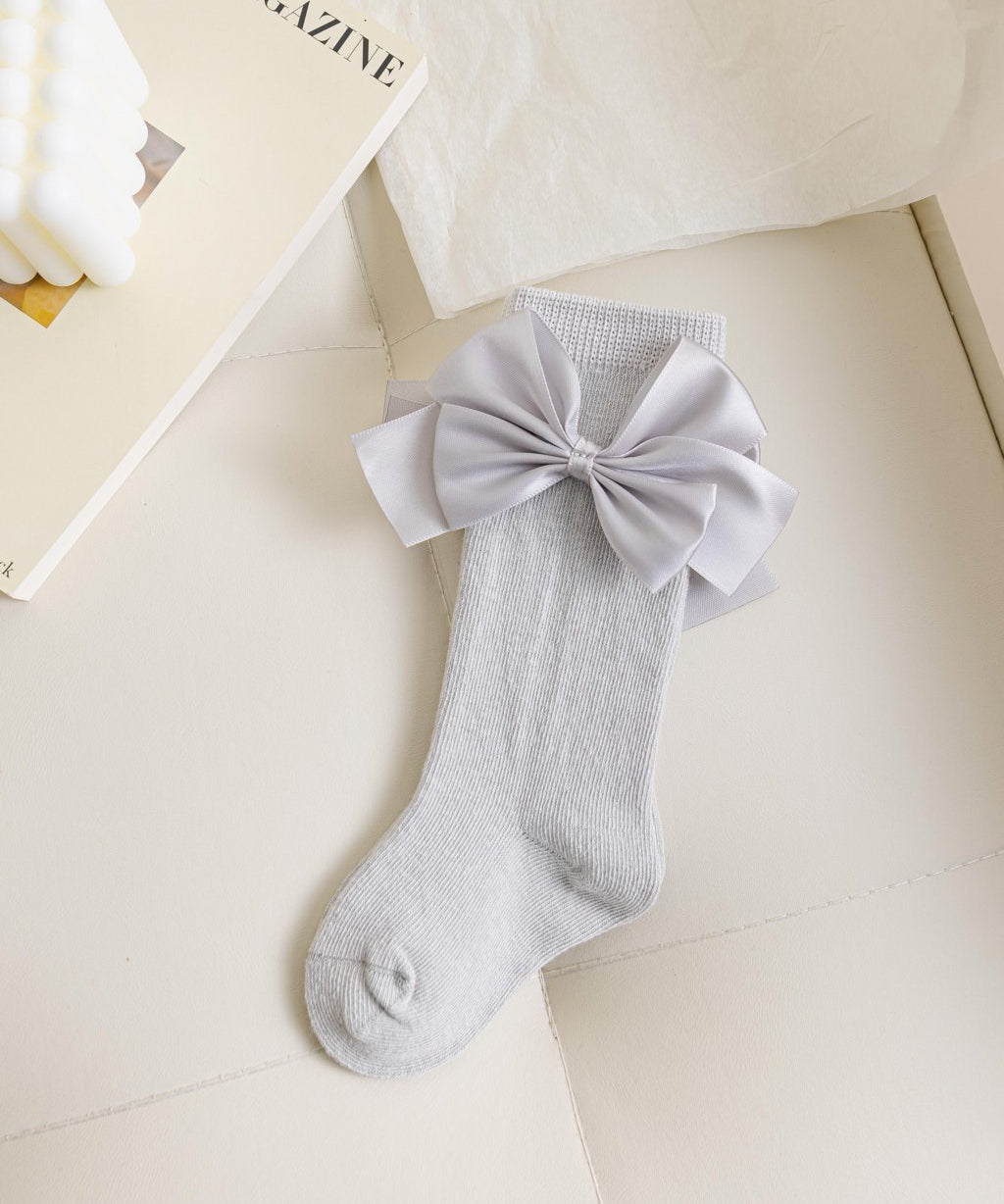 SATIN BOW APPLIQUE KNEE LENGTH SOCKS